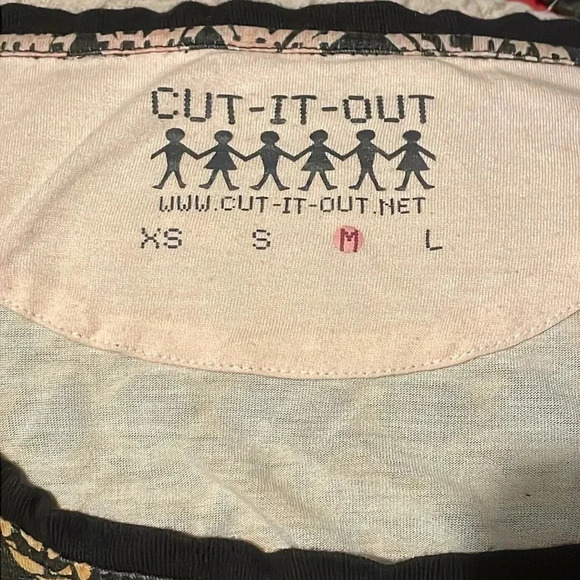 Cut-it-out 🖤 Men’s M tank top. Unique print. - Picture 9 of 9